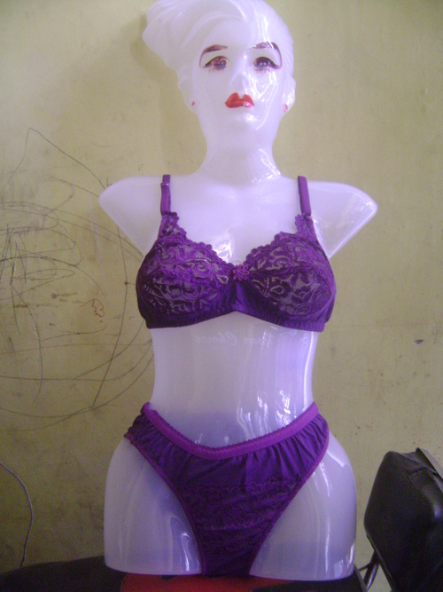 Melisa Set (Sizes 28 To 40 4 Cols)
