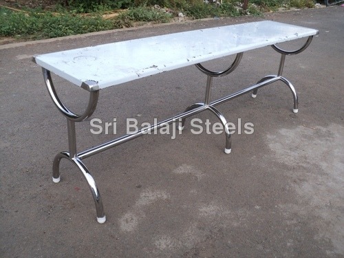 Stainless Steel Dining Table By SRI BALAJI STEELS
