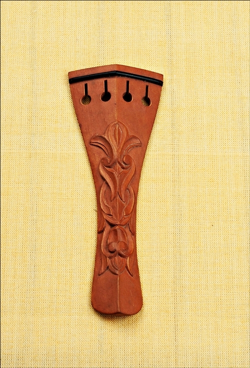 Violin Tailpiece Hill Boxwood Relief