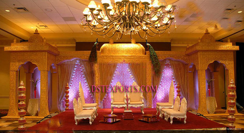 WEDDING GOLDEN JODHA AKBER STAGE