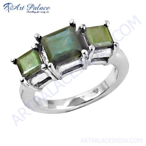 Dazzling Labradorite Gemstone Silver Rings