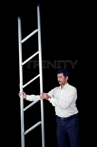 Aluminium Step Ladder Size: 6 Feet To 20 Feet