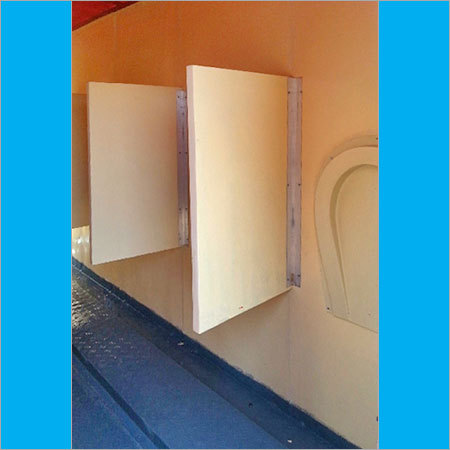 Urinal