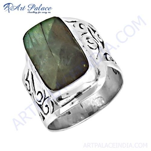 Fret Work Designer Labradorite Gemstone Silver Ring