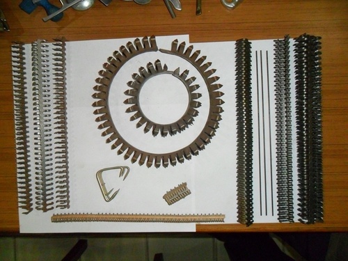 Steel belt lacings alligator type