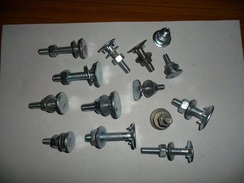 Elevator bucket bolts