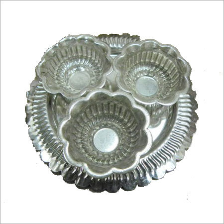 White Metal Kum Kum 3 Bowl Set