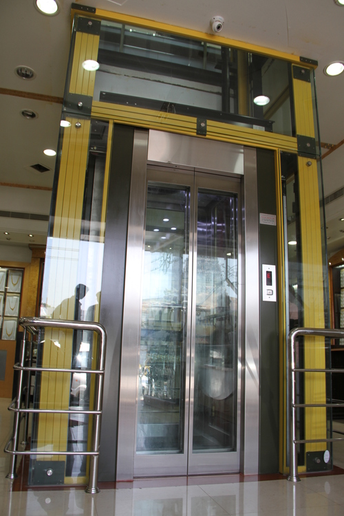 hydraulic home lift