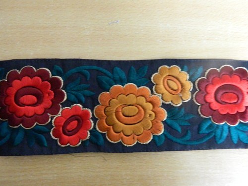 Fancy Embroidry Borders