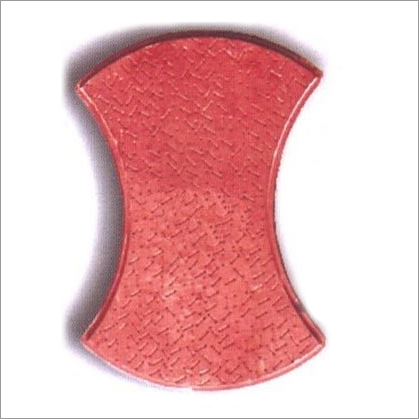 Interlocking concrete pavers