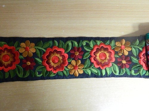 Designed Embroidered Laces