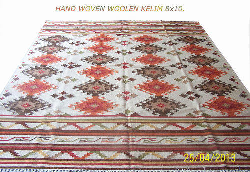 HAND WOVEN WOOLEN KILIM