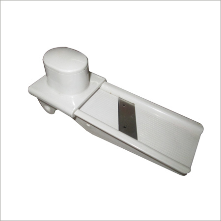 Dry Fruit Cutter