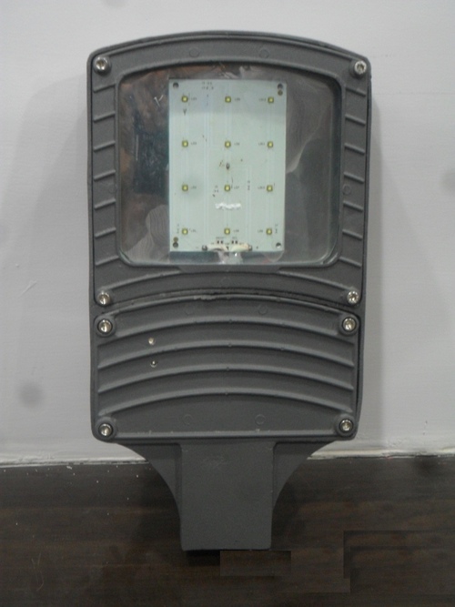Solar led street light