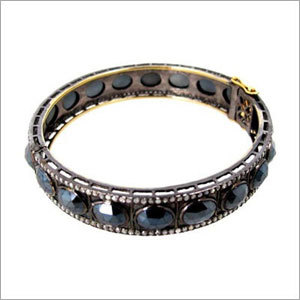 Black Spinel Diamond Gold Gemstone Bangle