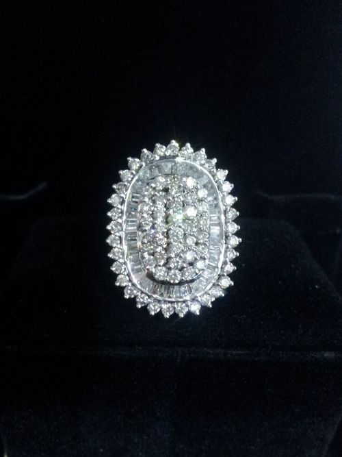 Diamond Ladies Ring