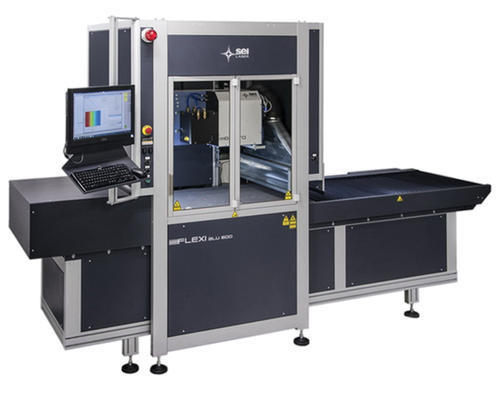 Galvo Type Metal Tube Laser Cutting Engraving Machine