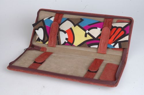 Tie Case