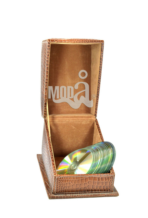 CD  Box In Leather