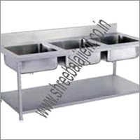 Three Sink Unit\