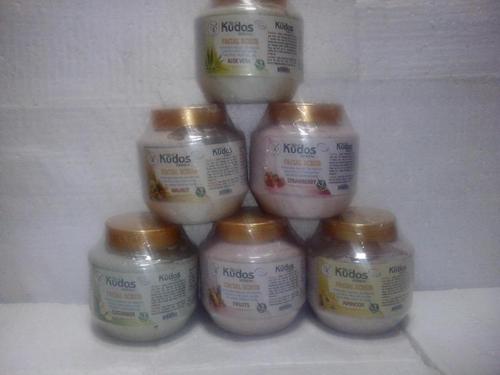 HERBAL COSMETIC FACIAL SCRUB