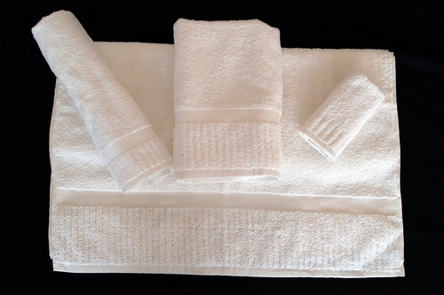 100 Cotton Towel - 70x140cm, White | Soft Cotton, High Absorbency, Durable Loops, Quick Drying