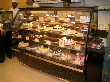 Display Pastry Counter