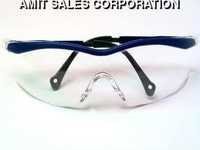 Industrial Safety Glasses - Plastic Material, Weight: 100-250 Grams, Width: 2-5 Millimeter | Accurate Dimension, Easy To Fit, Lightweight, Flawless Finish