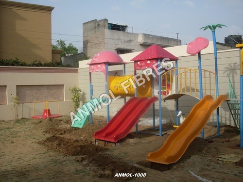 Fiber Reinforced Plastic (FRP) Outdoor Park Multiactivity Play Station