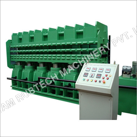 Precured Tread Hydraulic Press
