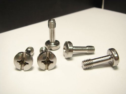 Holding Screws