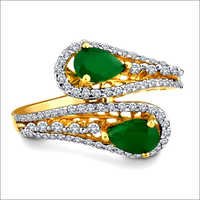 Dazzling Emerald Diamond Ring