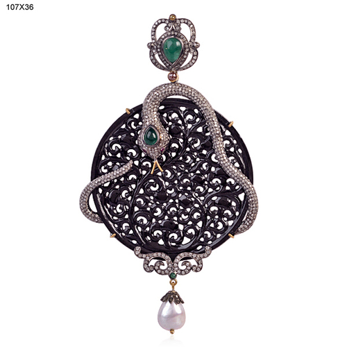 Carving Jade Diamond Snake Pendant