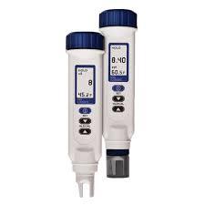 Portable Conductivity Meter, pen type, battery operated, Digital display