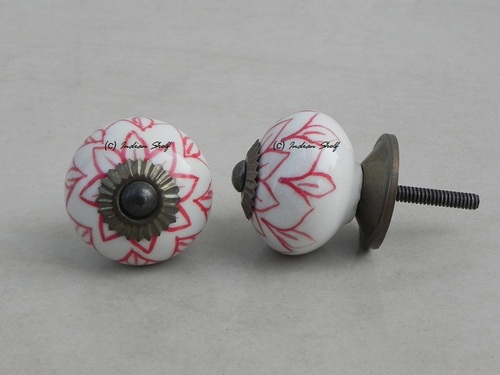 RED FLOWER KNOB