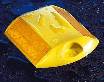 3m Studs - Plastic 50x50x25 mm Yellow | Reflective Curved Durable High Visibility