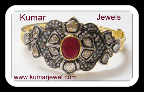 ANTIQUE LOOK BRACELET