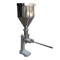 COLLAPSIBLE TUBE FILLING MACHINE (HAND OPERATED)