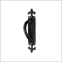 Armorial Pull Handle on Back Plate