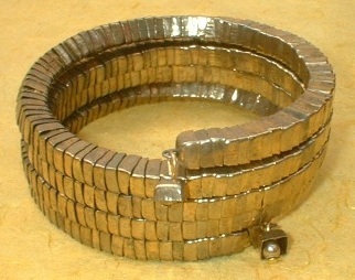 Metal ring Bangle