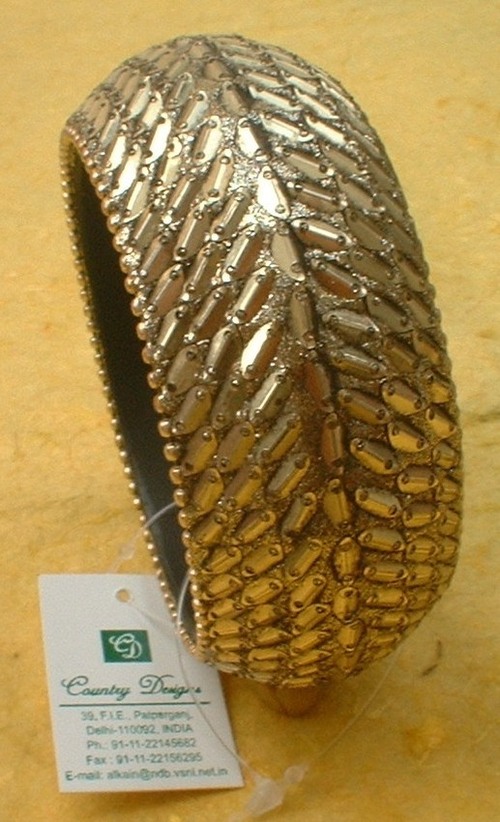 plastin metal beaded Bangle ring