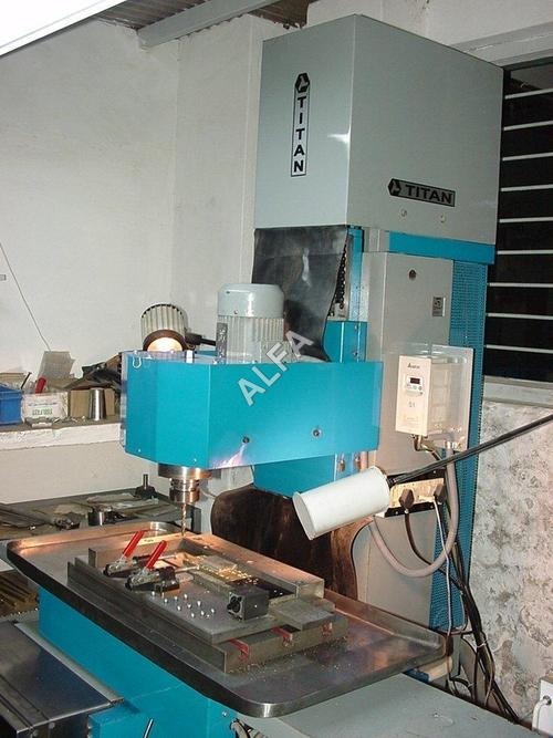 CNC Tool Lathe