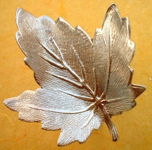brass embossed leaf Napkin Ring