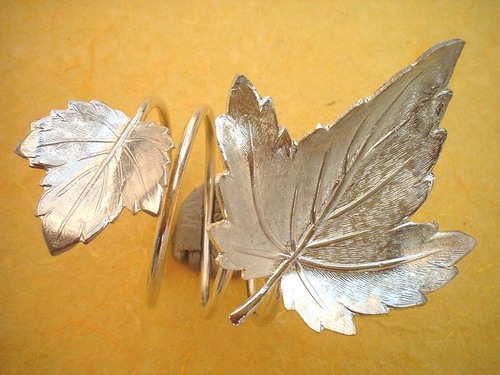 brass embossed leaves Napkin Ring