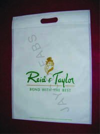 D Punching Bags Size: 15-20 Inch