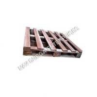 Heavy Wooden Pallets - Color: Brown
