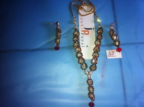 Imitation Fancy Necklaces Manufacturer