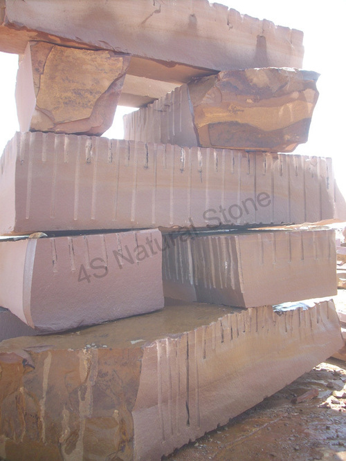 Sand Stone Blocks - Sandstone, Variable Dimensions, Beige, 10-40 MPa | Durable Material, Natural Stone, Aesthetic Appeal, Versatile Use, Rough/Sawn Finish