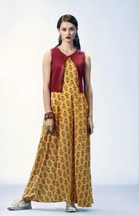 Fine Crepe Digital Printed Kurtis - Multi Color, Available In S M L Xl Xxl | Short Sleeve, Traditional Indian Ethnic Wear, Washable, Embroidered Design