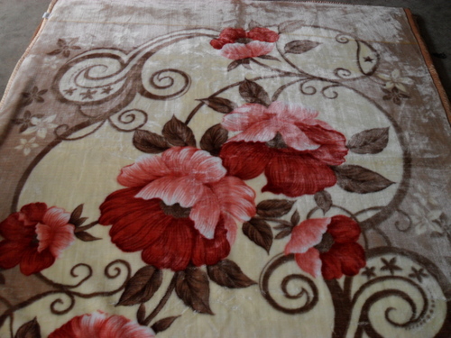 Fleece Blankets - Polyester, Multiple Sizes, Beige Floral | Soft, Warm, Cozy, Durable, PVC Bag Packaging